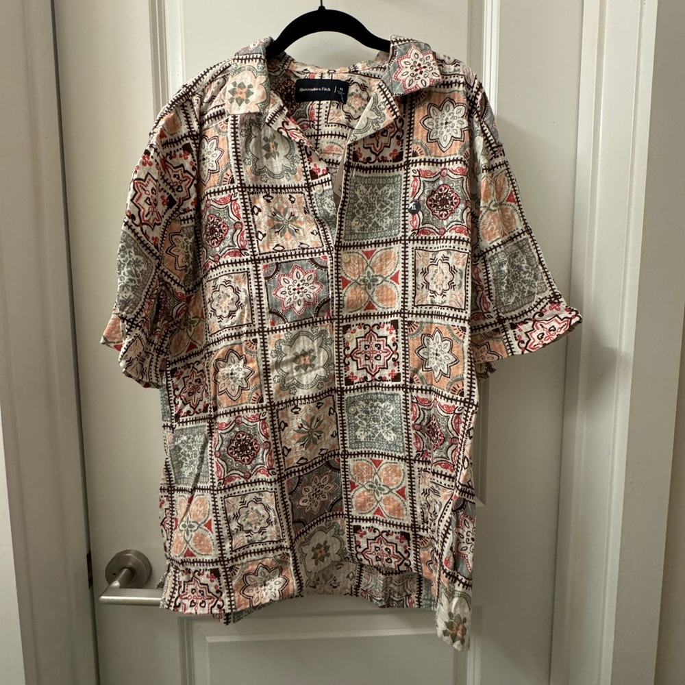 Men’s Abercrombie & Fitch button down
